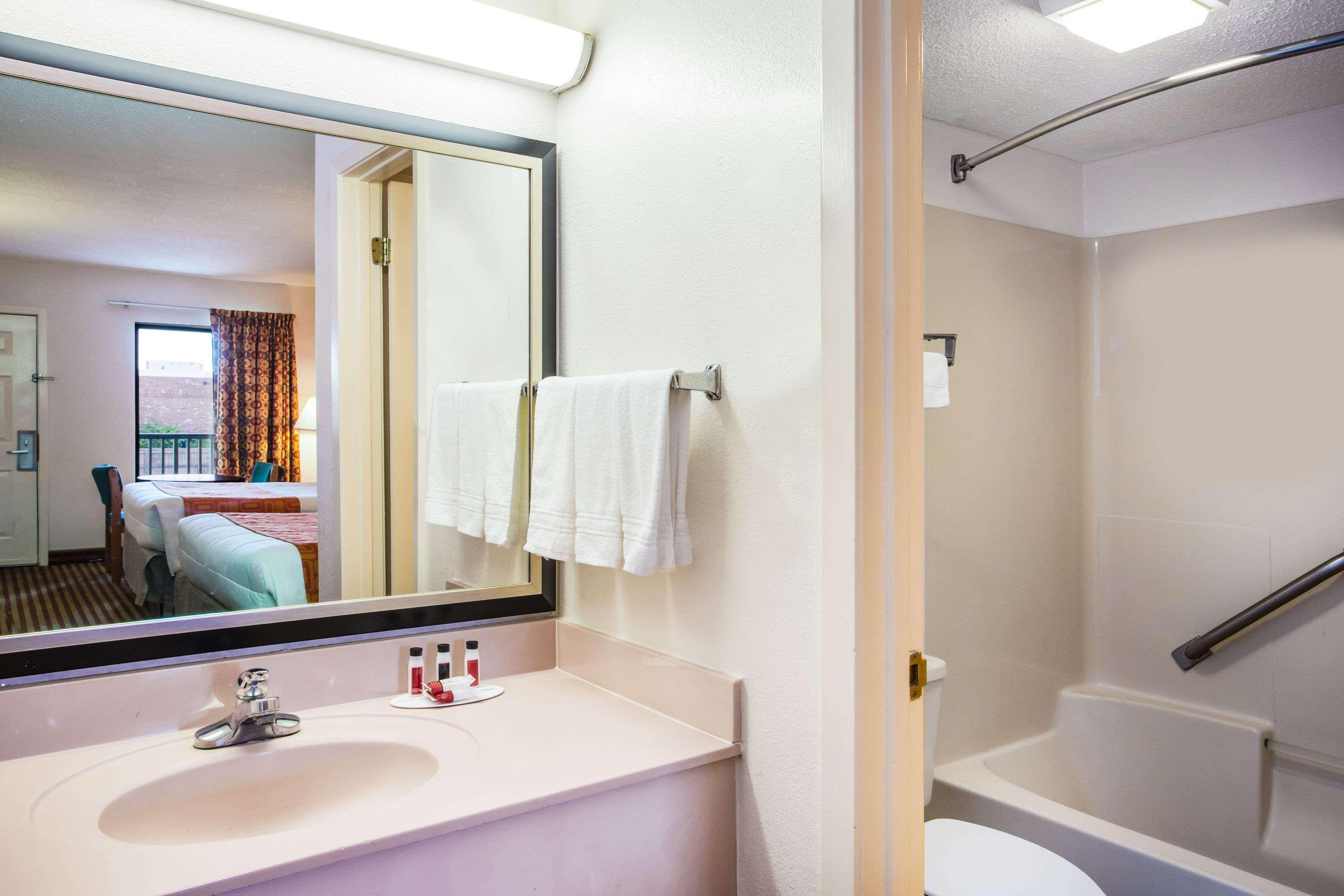Howard Johnson By Wyndham Panama City Ngoại thất bức ảnh