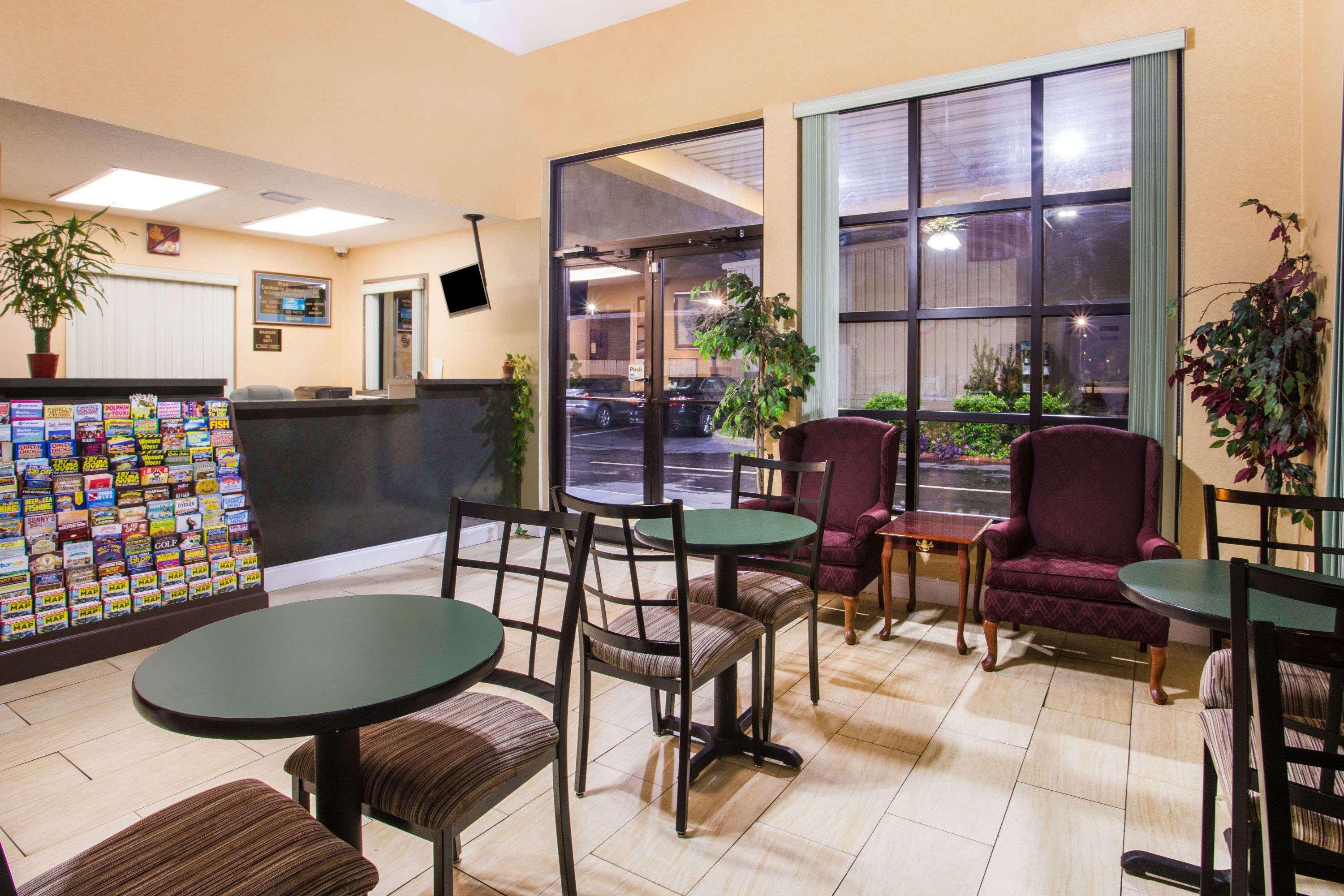 Howard Johnson By Wyndham Panama City Ngoại thất bức ảnh